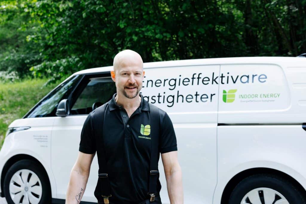 Tekniker med servicebil, Indoor Energy